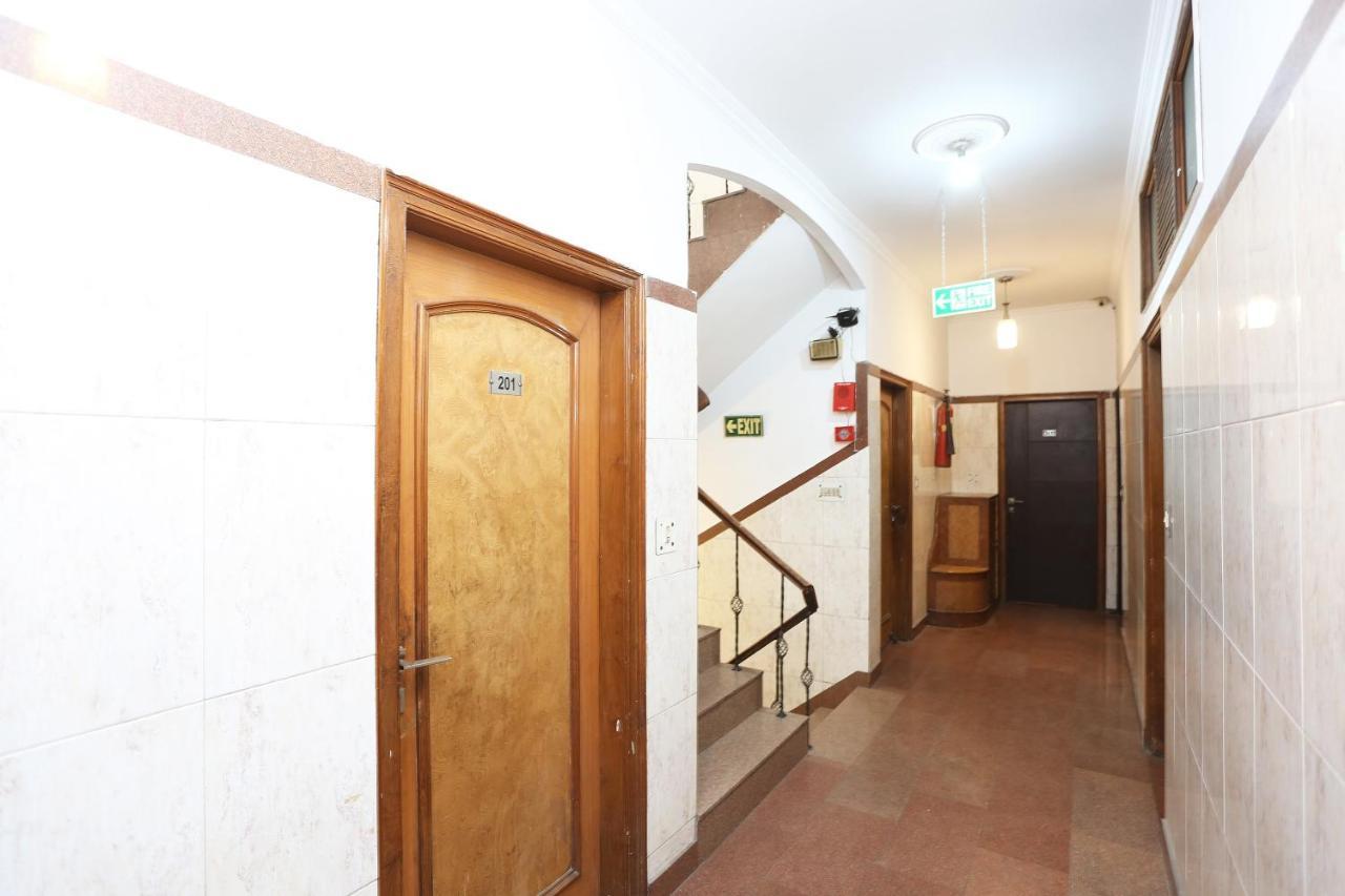 OYO 8188 Vardhmaan Inn Delhi  Buitenkant foto